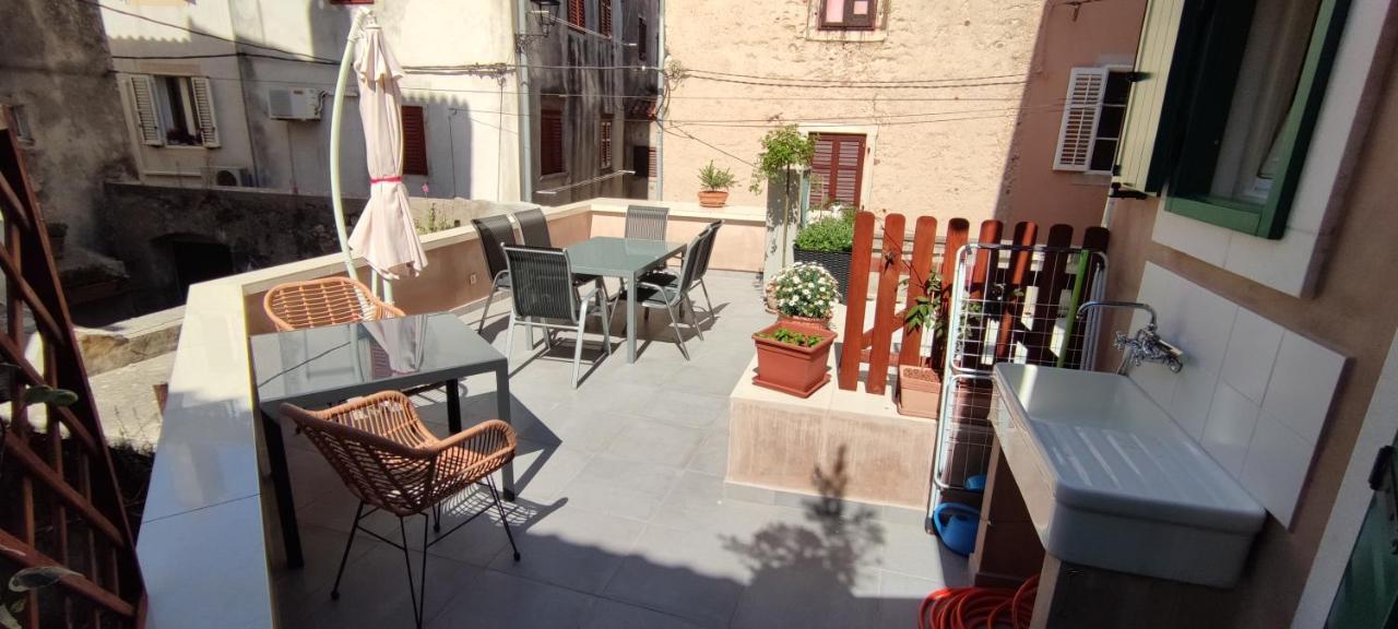 Luxury Apartment - Old Soul With A New Heart Cres Buitenkant foto