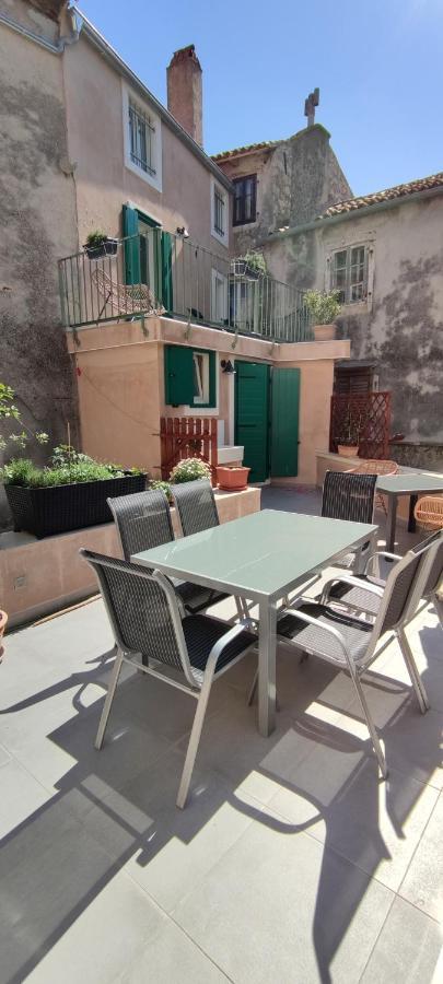 Luxury Apartment - Old Soul With A New Heart Cres Buitenkant foto